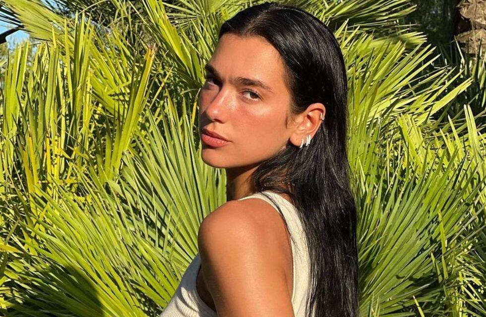 Dua Lipa reveló cuál es su libro latinoamericano favorito y los fanáticos estallaron: “Es irresistible”