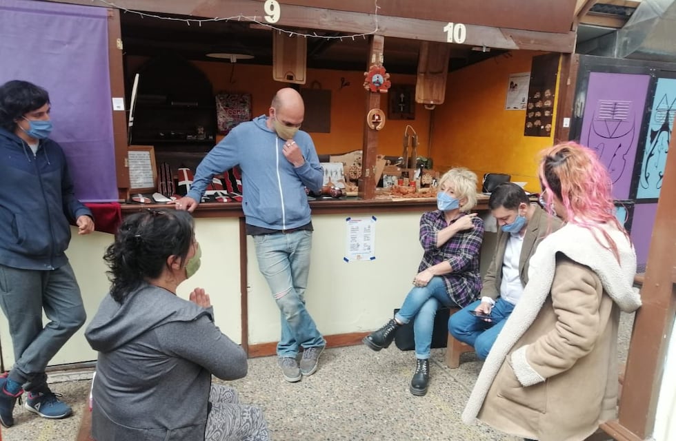 Cultura y Turismo Municipal buscan potenciar el trabajo del Paseo de los Artesanos