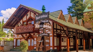 Demolerían un histórico edificio de Córdoba.