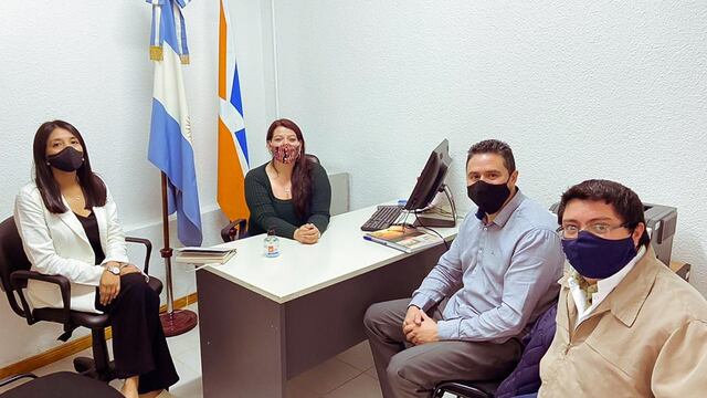 La modalidad de Educación Intercultural Bilingüe (EIB) fue instaurada a partir de la sanción de la nueva Ley de Educación Nacional en el año 2006.