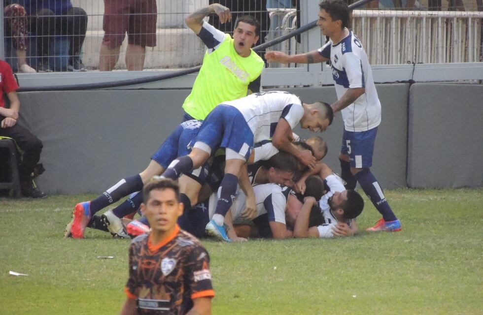 Quilmes le ganó a Sportivo 1 a 0: el miércoles se define el Absoluto