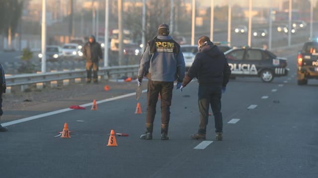 Choque en el Acceso Sur generó un caos vehícular.