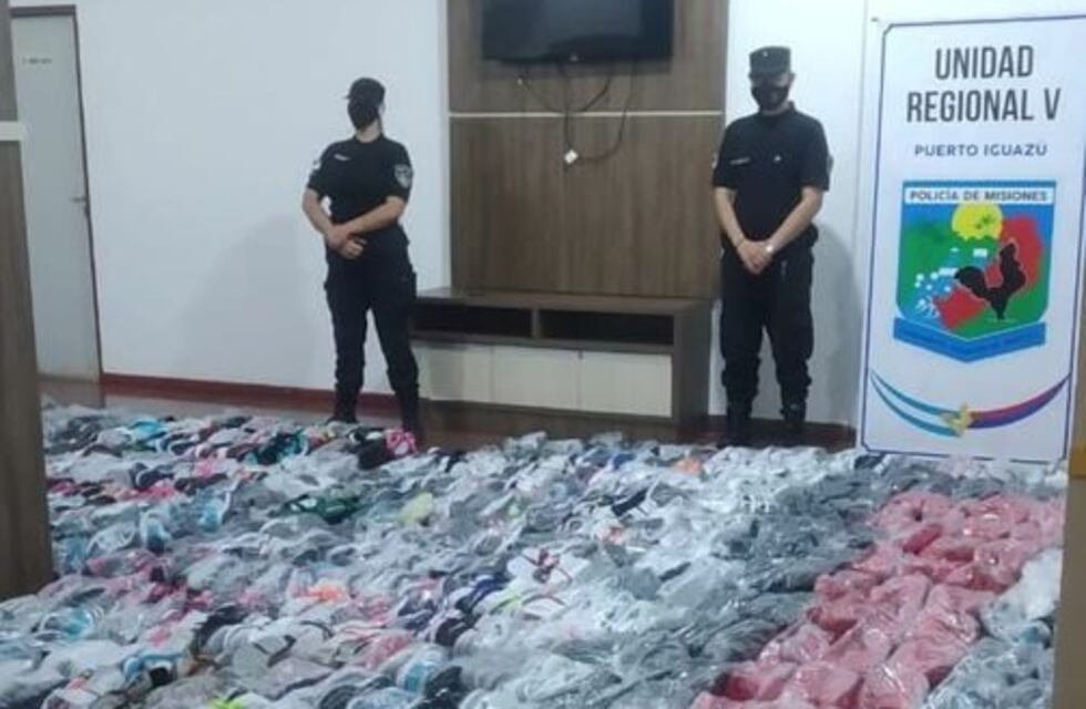 Policías decomisaron 365 pares de zapatillas sin aval aduanero
