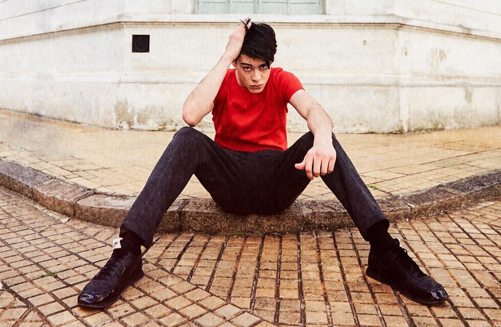 León Cordero lanzó su nuevo single “Zoom” para dar inicio a su nueva etapa musical