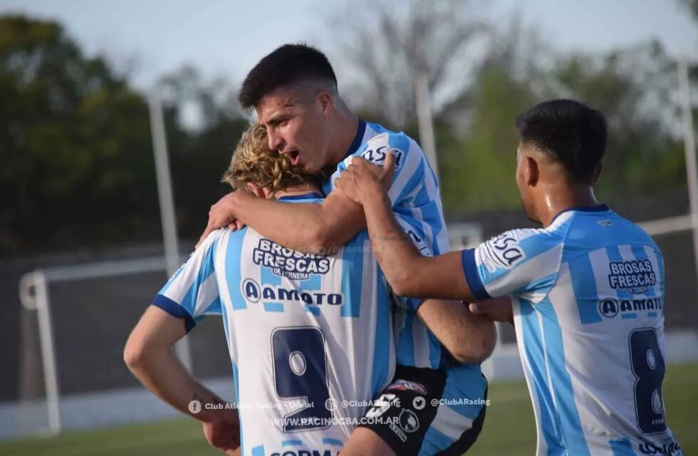 Liga Cordobesa: Racing goleó y se afirma en la cima de una de las zonas del Complementario