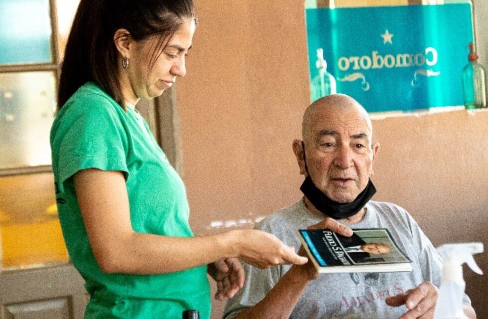 Hija léame esa página del libro, por más que la sepa de memoria...