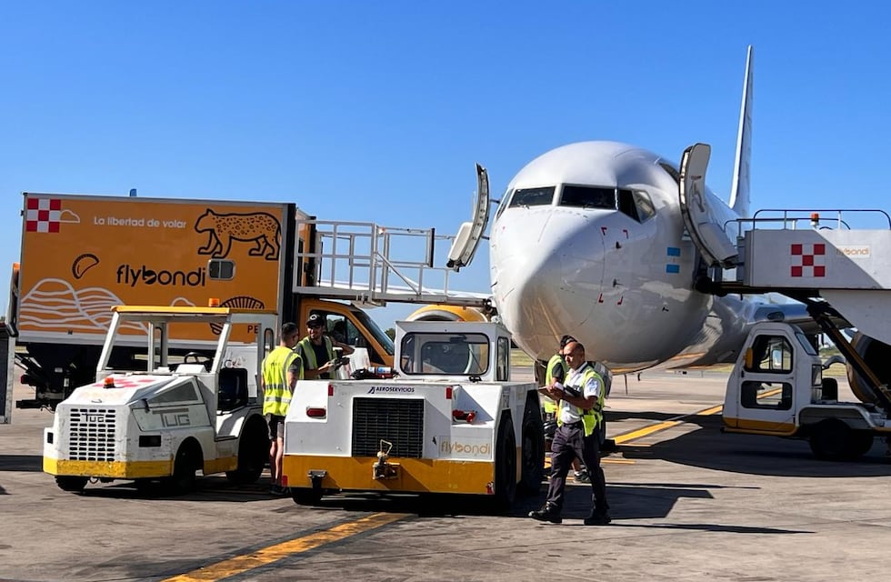FlyBondi abrió una vacante para trabajar en Aeroparque: cuáles son los requisitos