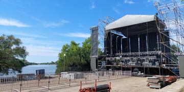 Preparativos Fiesta Del Pescado y Vino
