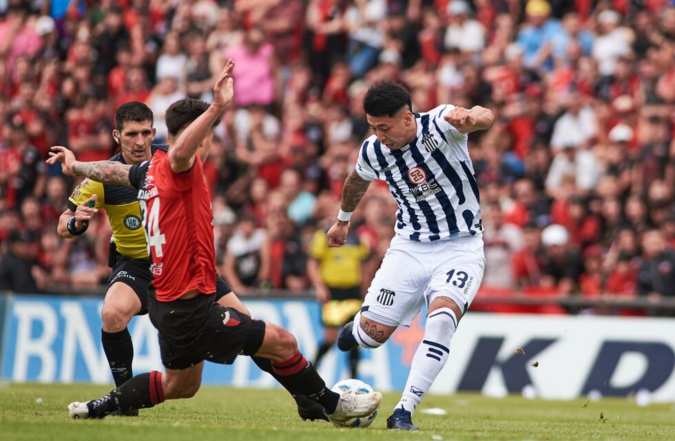 Talleres cayó 3 a 0 en Santa Fe: los goles de Colón que sigue soñando con salvarse del descenso