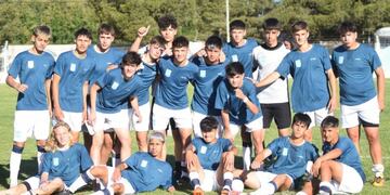 Liga del Sur: la Selección Sub 15 dirigida por “Chicha” Nieto goleó en el debut