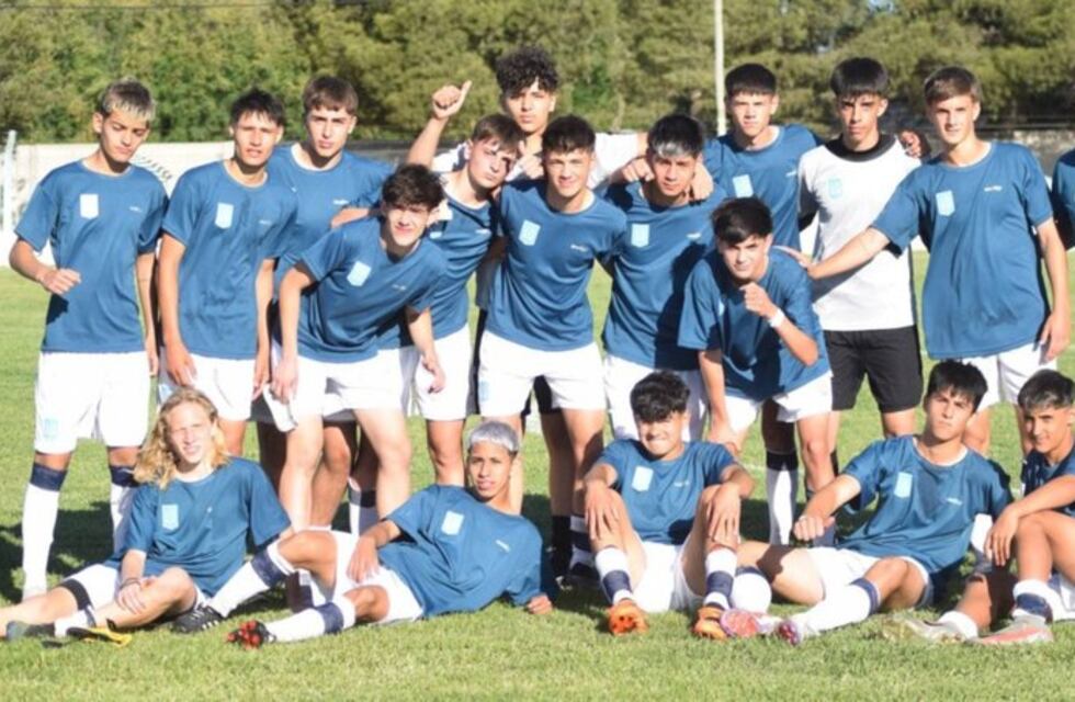 Liga del Sur: la Selección Sub 15 dirigida por “Chicha” Nieto goleó en el debut