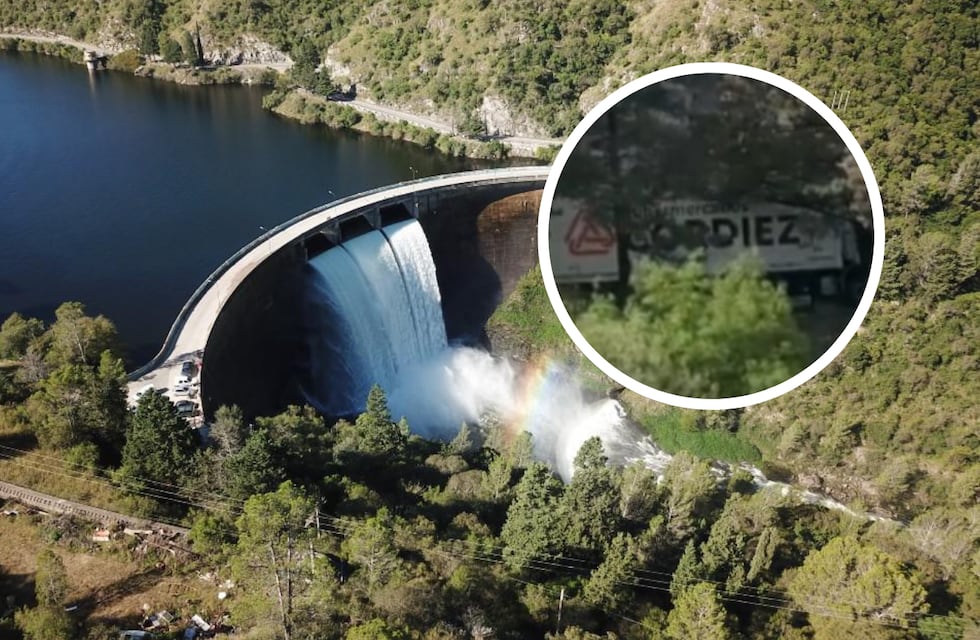 A nada de caer al Dique Los Molinos: un camión quedó colgando en la ruta 5 de Córdoba