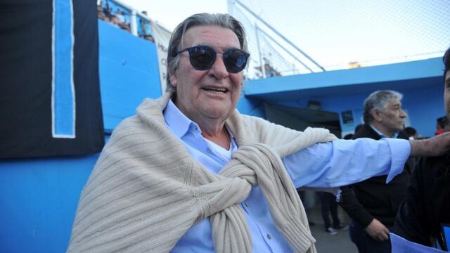 "El ascenso no es una opción, es obligación", remarca Armando en el vídeo.