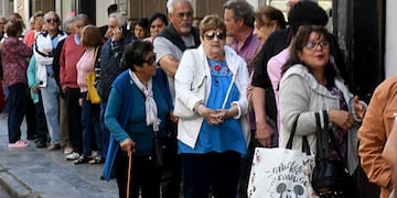 Jubilaciones, la respuesta al superávit. Foto de Ramiro Pereyra / La Voz