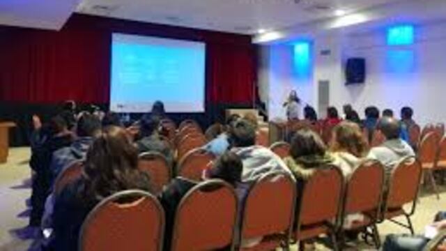 Sonrisas Solidarias en la sala Malvinas.