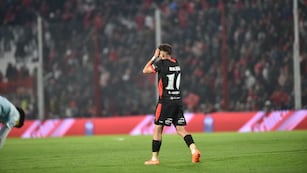 Instituto puso en aprietos a Racing, pero el gol de Maravilla Martínez, tras remate de Santiago Rodríguez (foto), fue anulado (Javier Ferreyra).