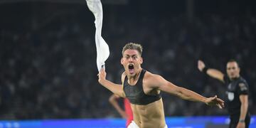 Federico Girotti y un loco festejo en el 2 a 1 de Talleres sobre Argentinos (Javier Ferreyra / La Voz).