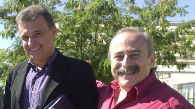 Daniel Comba y Jorge Guinzburg, cuando eran socios en producciones de Carlos Paz. (Foto: archivo / La Voz).