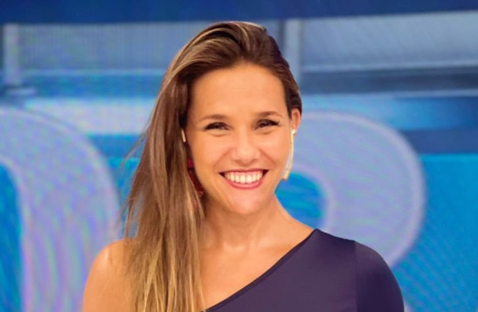 Luciana Rubinska se adelantó al verano con una microbikini ultra sensual y se robó todas las miradas