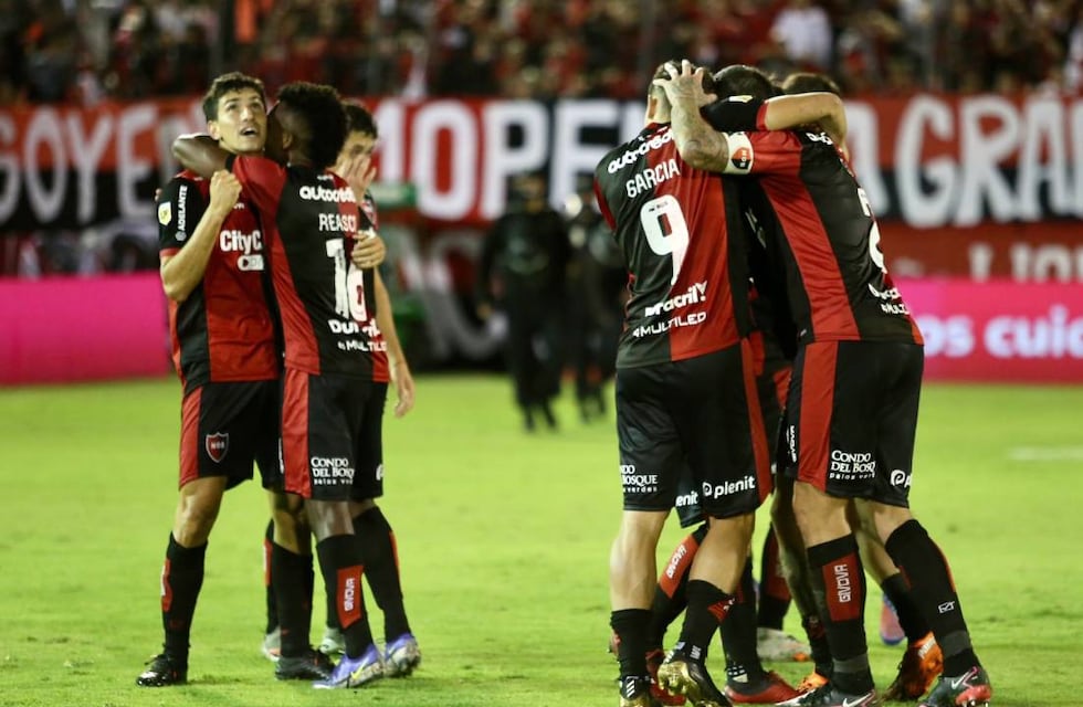 Newell’s derrotó 1 a 0 a Patronato y volvió a la zona de clasificación