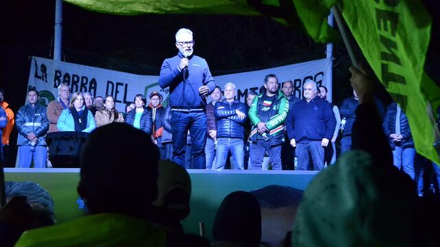 Guzman en un acto en Camioneros.