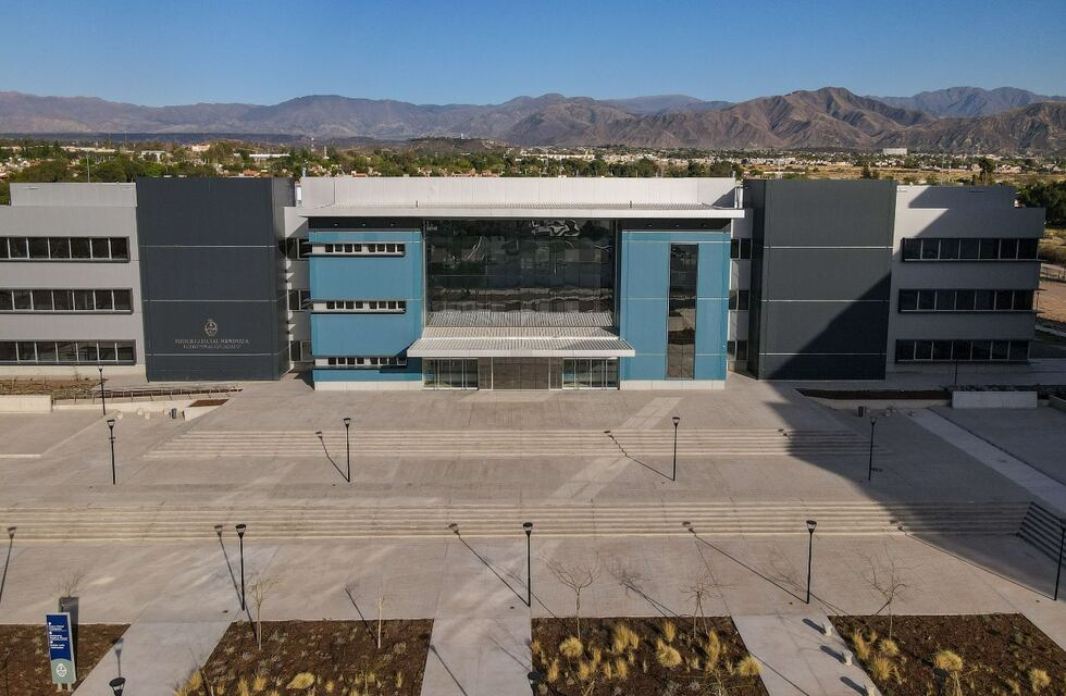 Quedó inaugurado el Polo Judicial de Mendoza, el nuevo edificio del Fuero Penal Colegiado