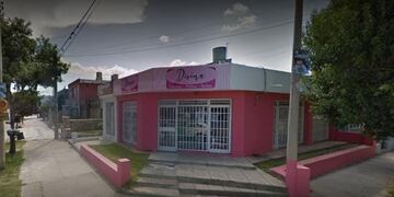 Un local de ropa de barrio Liceo fue desvalijado el viernes a la noche. El comercio se ubica a metros de un control policial.