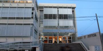 Fachada del edificio de Tribunales de Villa Dolores (La Voz/Archivo)