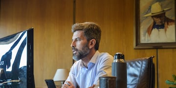 El intendente de Ciudad, Ulpiano Suarez, fue vítima de un asalto mientras andaba en bicicleta por el Dique Papagallos. Fuente MCM
