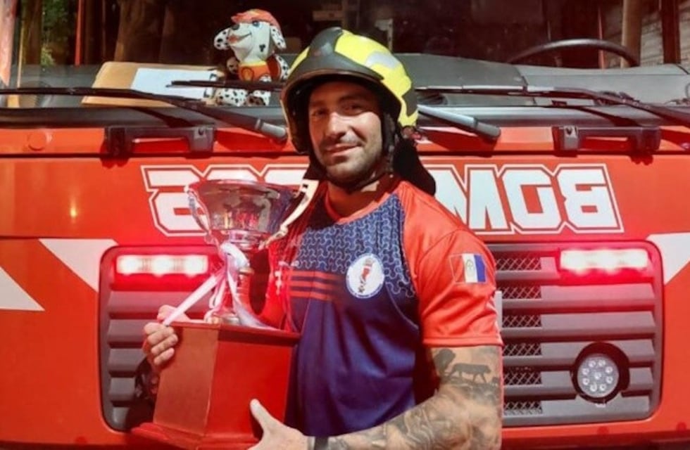 Héroes y campeones: bomberos rosarinos se quedaron con el oro nacional en “habilidades bomberiles”