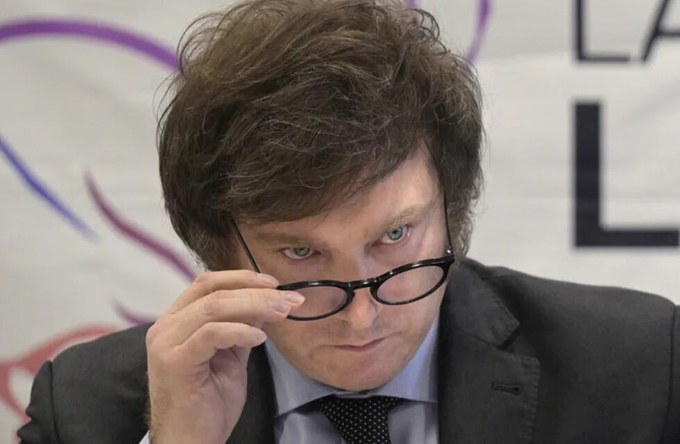 Un cordobés denunció penalmente a Javier Milei y a 10 funcionarios de su gestión