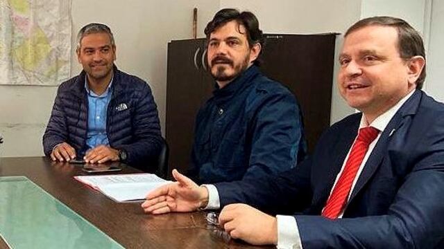 Juan Cardozo, Lucas Perassi y Guillermo Snopek, en reunión por el proyecto de creación de la Universidad Provincial para el Trabajo, en Jujuy.