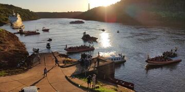 Se llevó adelante la primera peregrinación náutica por el río Iguazú.