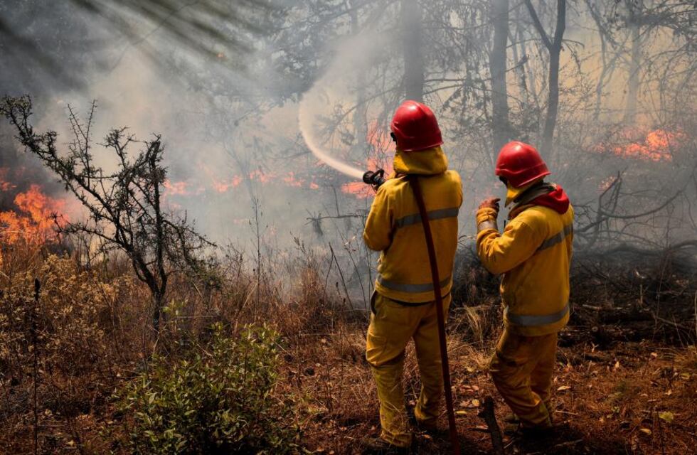 Pampa de Olaén: extinguen dos incendios forestales