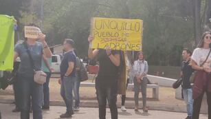 Manifestación en la municipalidad de Unquillo en reclamo por mayor seguridad (La Voz).