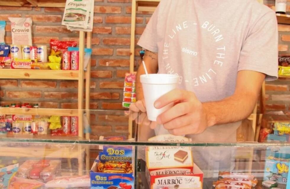 Comerciantes de Villa Mercedes no podrán entregar más plásticos descartables
