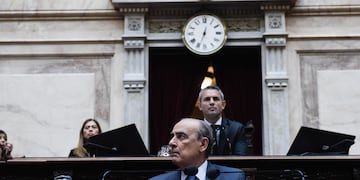 El jefe de Gabinete, Guillermo Francos, en la sesión informativa de la Cámara de Diputados (Foto: HCDN)