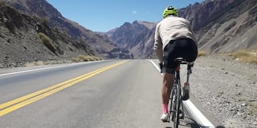 Federico Arrieta perdió una pierna hace dos años y hoy forma parte del equipo de ciclismo de la Municipalidad de Las Heras.