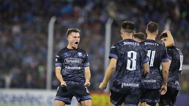 Con su victoria y los resultados de los perseguidores, Belgrano sacó más diferencias en el primer puesto (La Voz).