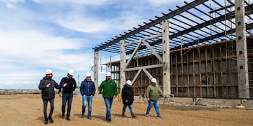 Autoridades recorrieron la nueva planta de tratamientos de efluentes cloacales en Río Grande