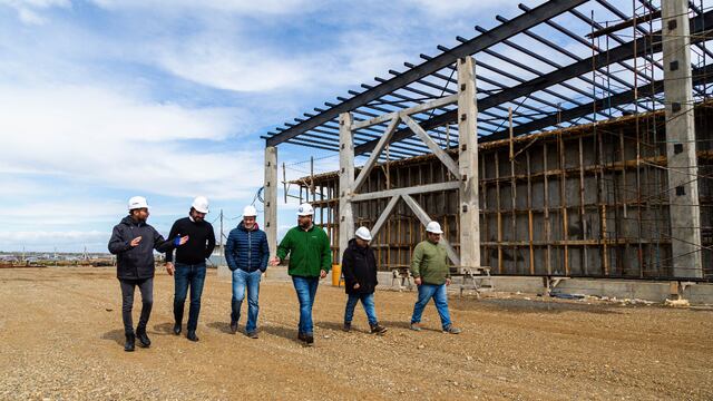 Autoridades recorrieron la nueva planta de tratamientos de efluentes cloacales en Río Grande