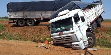 Siniestro vial en Garupá dejó daños materiales.