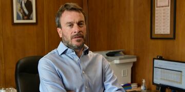 El ministro de Hacienda de Mendoza, Lisandro Nieri, informó que "Mendoza logró rolear los vencimientos de deuda previstos para estos días". Gentileza Los Andes