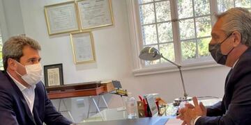 Alberto Fernández y Sergio Uñac, reunidos en la Quinta de Olivos meses atrás (Presidencia)