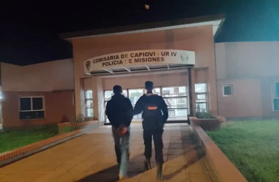 Manejaba alcoholizado la moto de su novia en Capioví y fue demorado