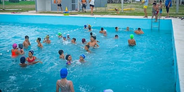 Pileta Municipal Arroyito sector sur