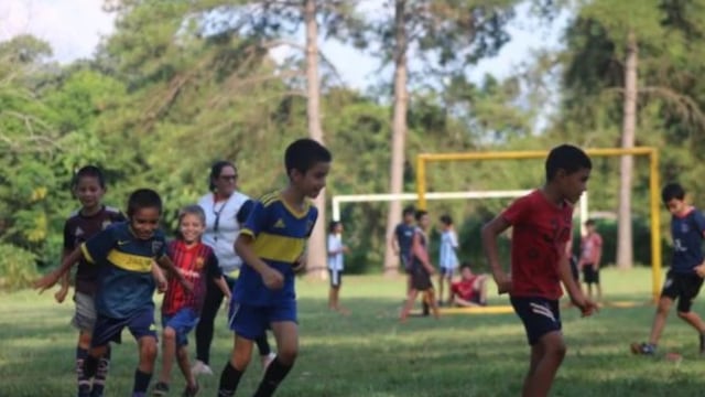 Inicio de actividades infantiles en Colonia Guaraypo y Guatambú.