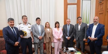 Jaldo recibió a la Ministra de Seguridad Nacional, Patricia Bullrich.