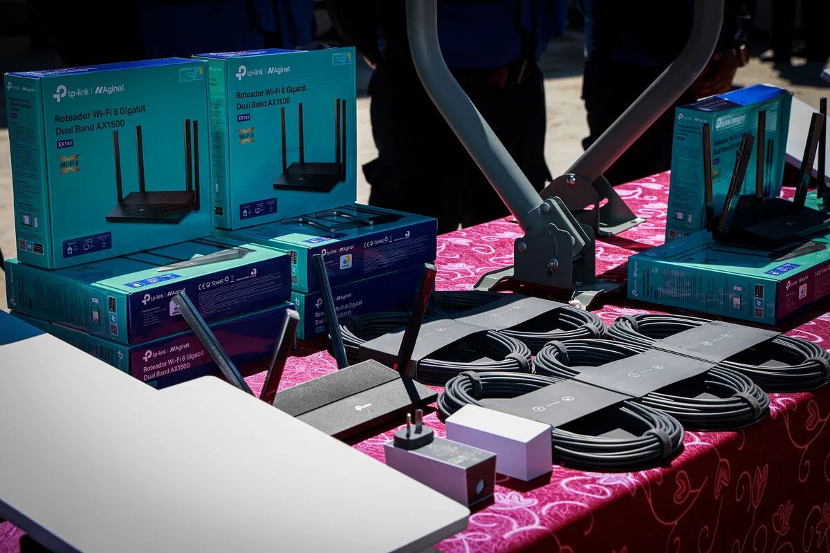 La implementación de la tecnología de las antenas satelitales Starlink para la Policía de Jujuy se desarrollará en dos fases estratégicas, comenzando por su instalación en móviles de patrullaje.