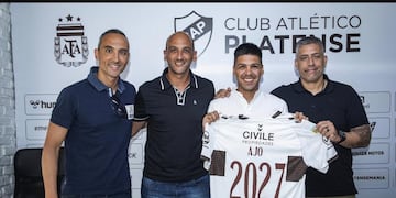 El volante Fernando Juárez estaba a préstamo de Talleres y Platense hizo uso de la opción por el 70% de su pase (Prensa Platense)